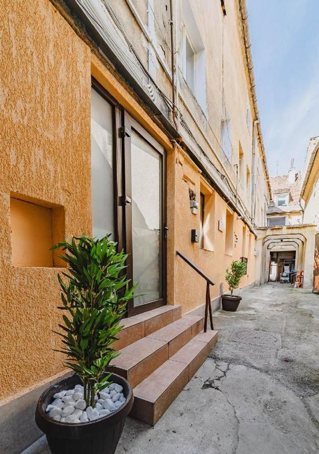 Apartmán Republicii Premium Brašov Exteriér fotografie